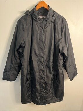Eddie Bauer Women’s WeatherEdge Rain Coat Black Size 3X